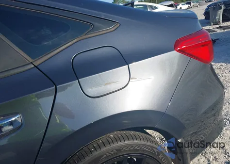 2022 Honda Civic Sport z USA, uszkodzony, nr VIN 2HGFE2F51NH507181